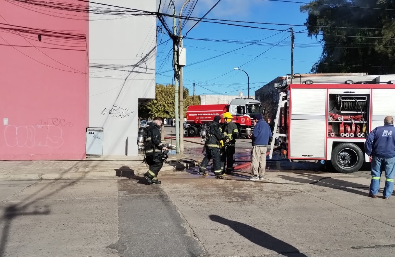 Voraz incendio con pérdidas totales en un departamento Canal Verte